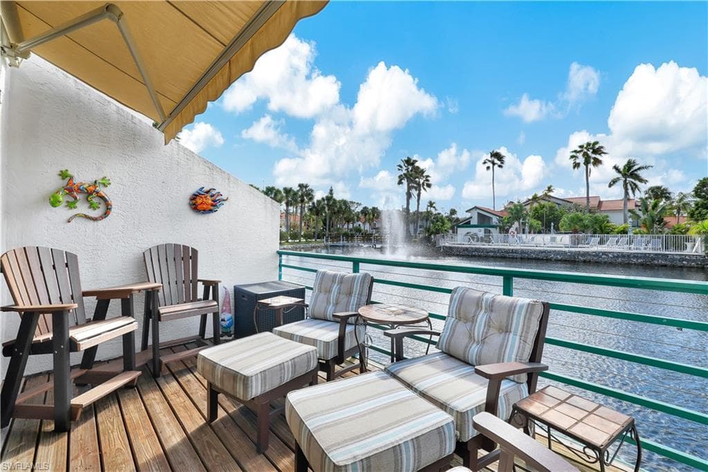 2249 Anchorage Ln B, Naples, FL 34104-23