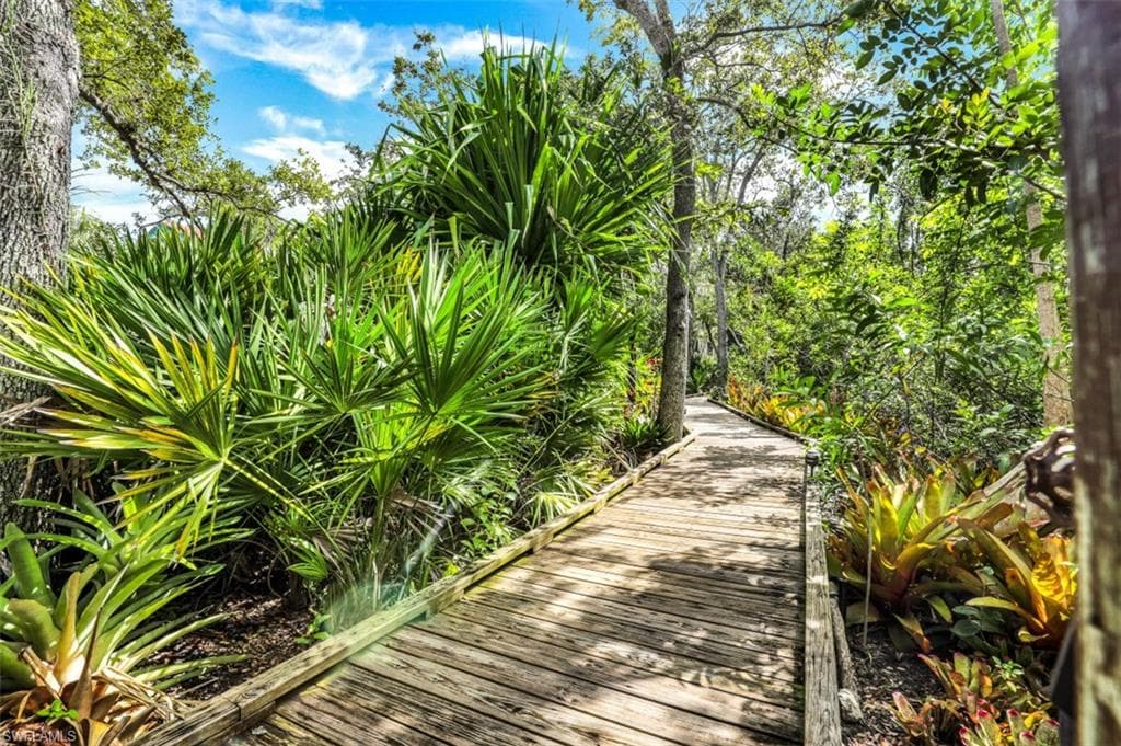 2249 Anchorage Ln B, Naples, FL 34104-30