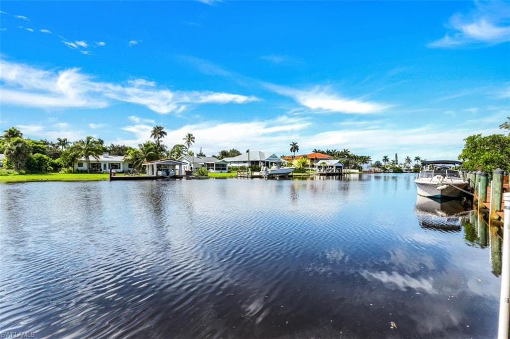 2249 Anchorage Ln B, Naples, FL 34104-35