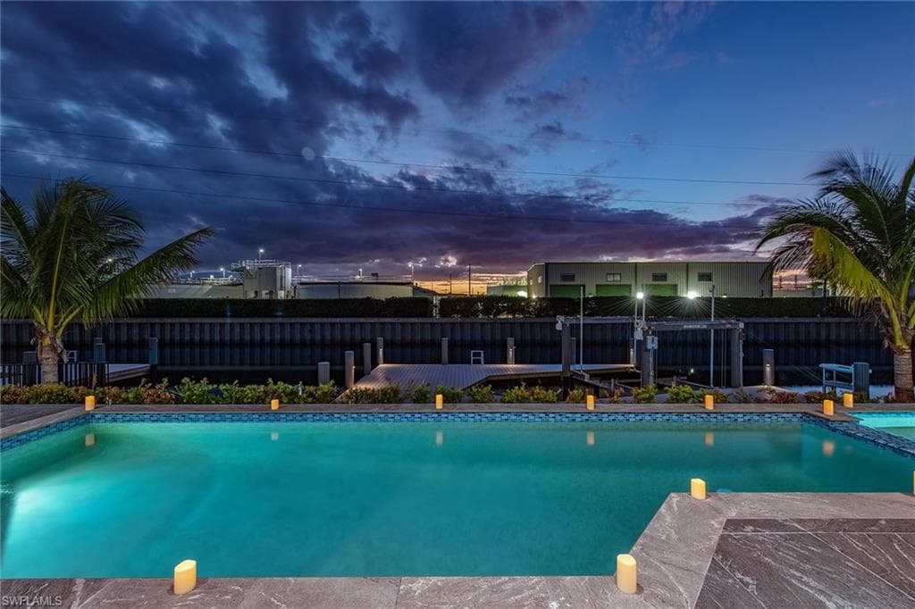 848 Rose Ct, Marco Island, FL 34145-32