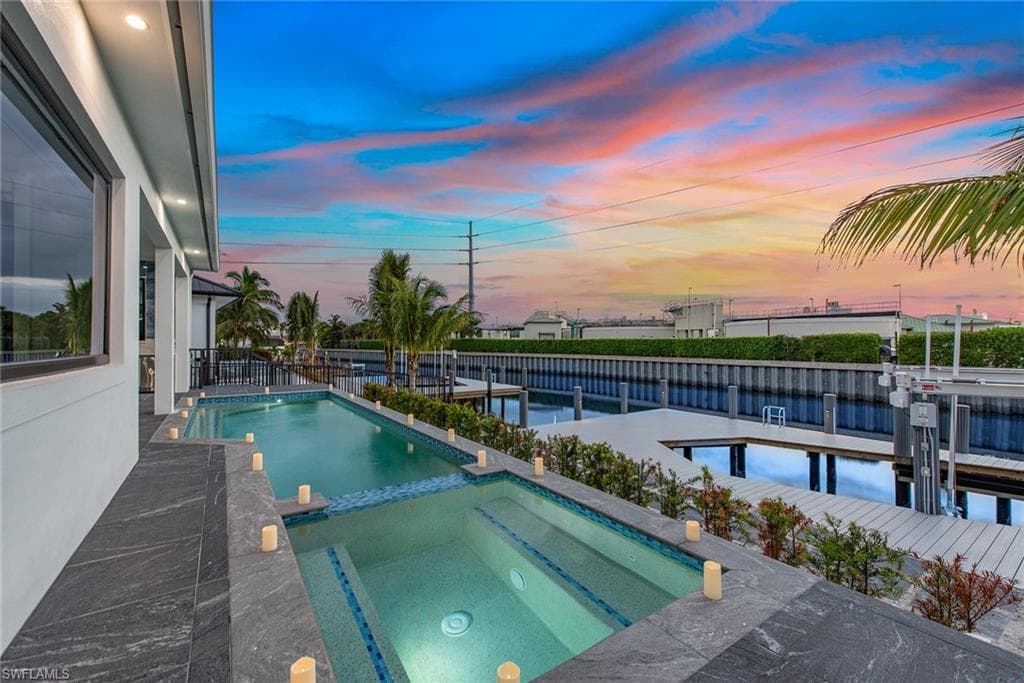 848 Rose Ct, Marco Island, FL 34145-34