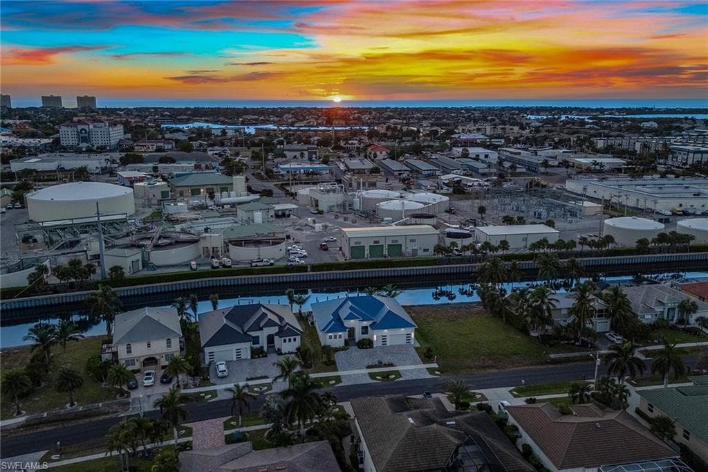 848 Rose Ct, Marco Island, FL 34145-45