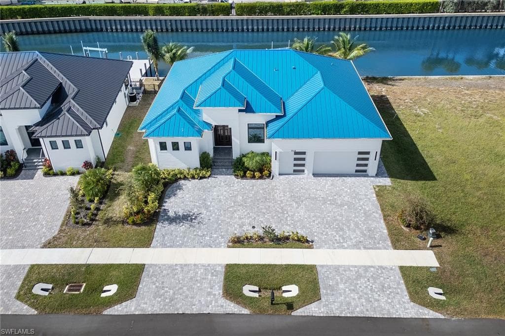 848 Rose Ct, Marco Island, FL 34145-46