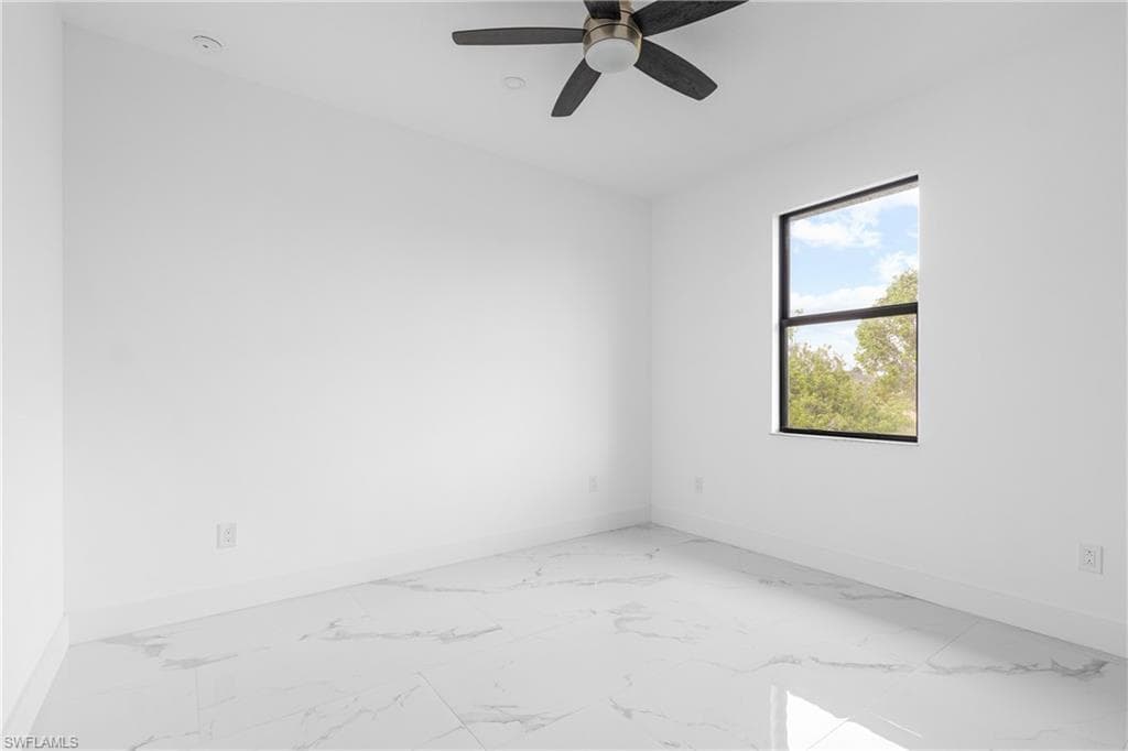1806 21st Pl, Cape Coral, FL 33909-23