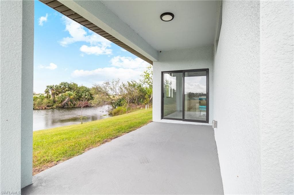 1806 21st Pl, Cape Coral, FL 33909-33