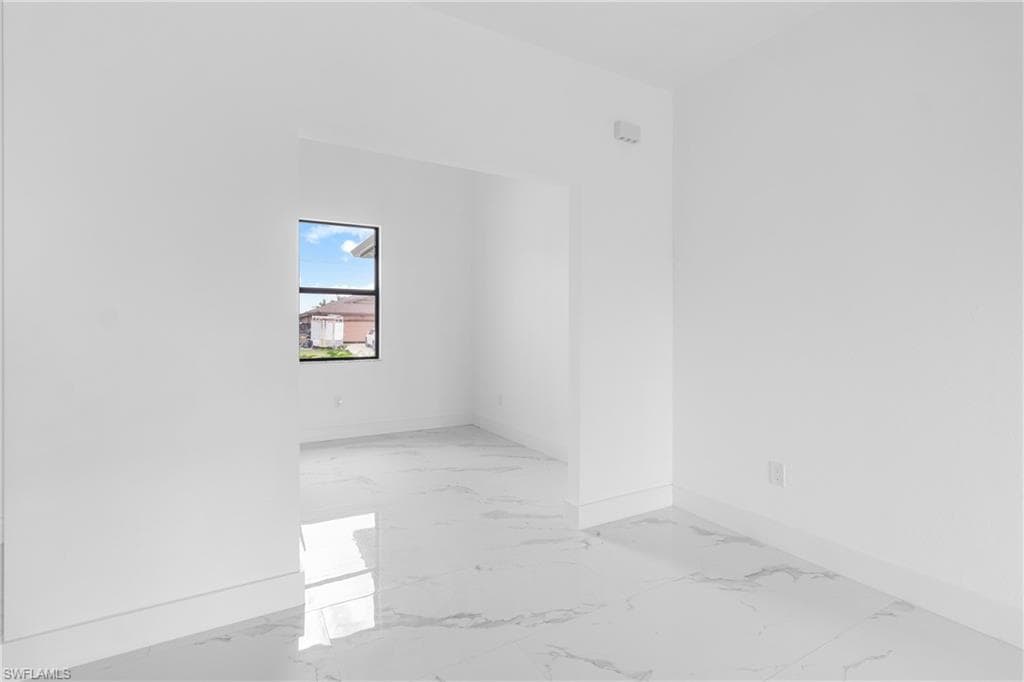 1806 21st Pl, Cape Coral, FL 33909-7