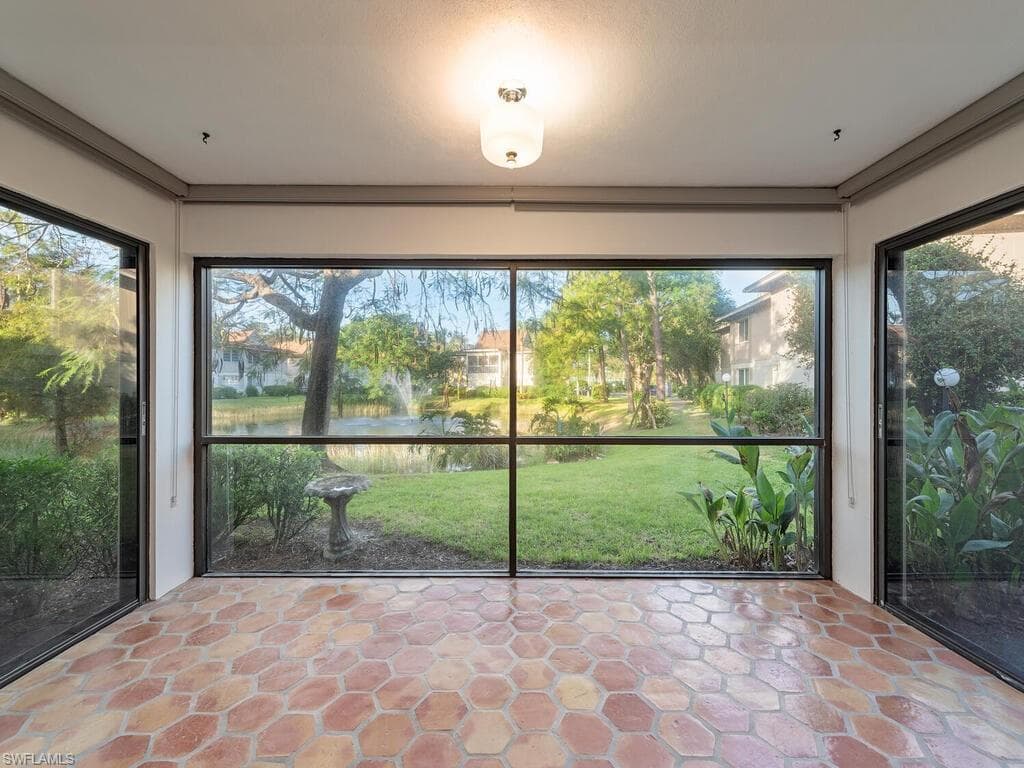 1940a Bald Eagle Dr, Naples, FL 34105-12