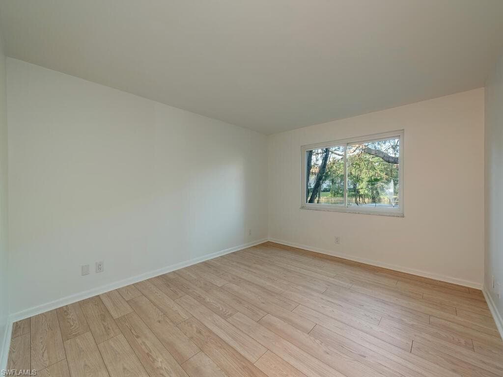 1940a Bald Eagle Dr, Naples, FL 34105-7
