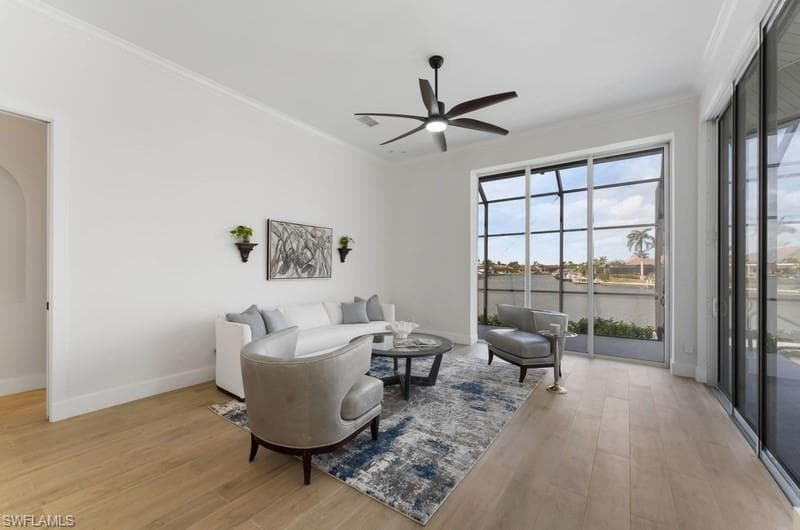 836 Saturn Ct, Marco Island, FL 34145-16
