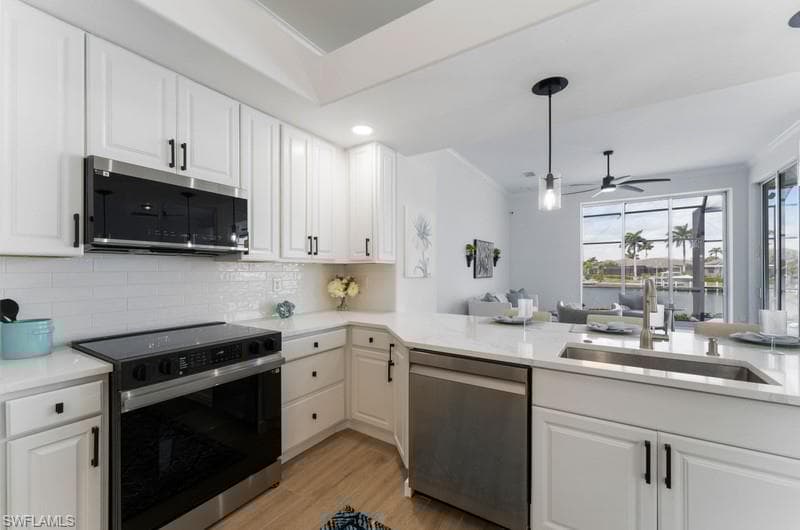 836 Saturn Ct, Marco Island, FL 34145-25