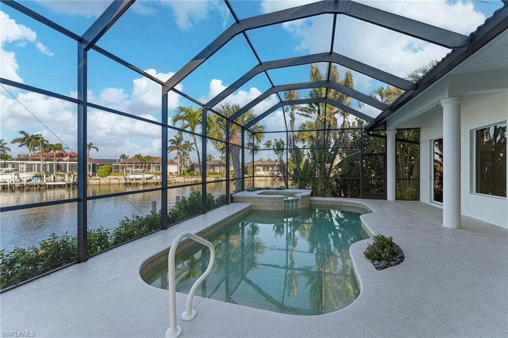 836 Saturn Ct, Marco Island, FL 34145-37