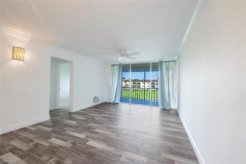 1087 Forest Lakes Dr 1-306, Naples, FL 34105-10