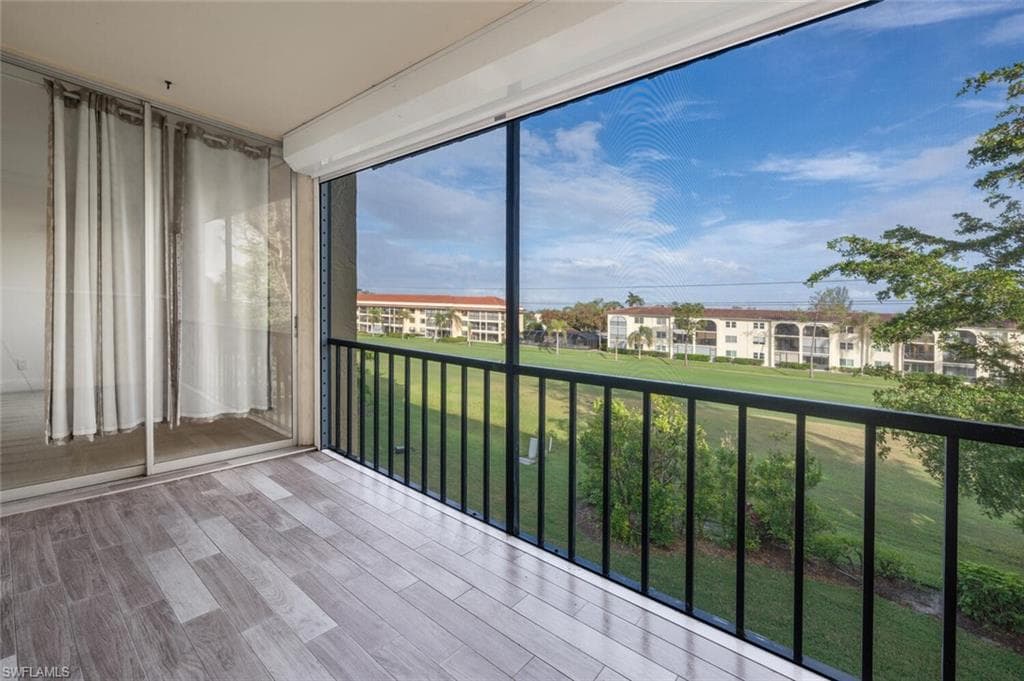 1087 Forest Lakes Dr 1-306, Naples, FL 34105-21