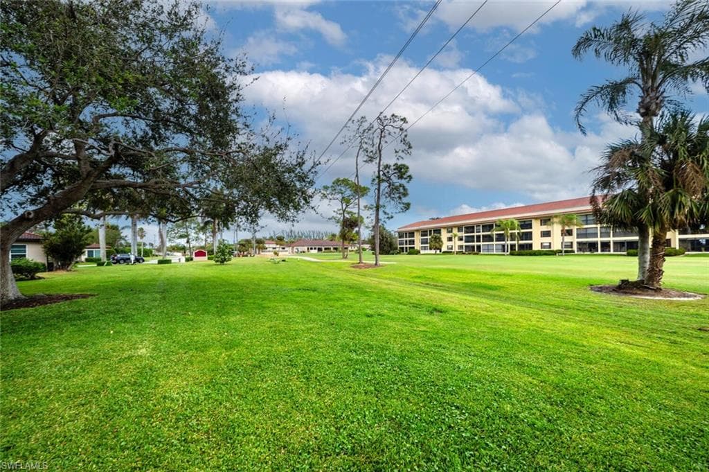 1087 Forest Lakes Dr 1-306, Naples, FL 34105-30