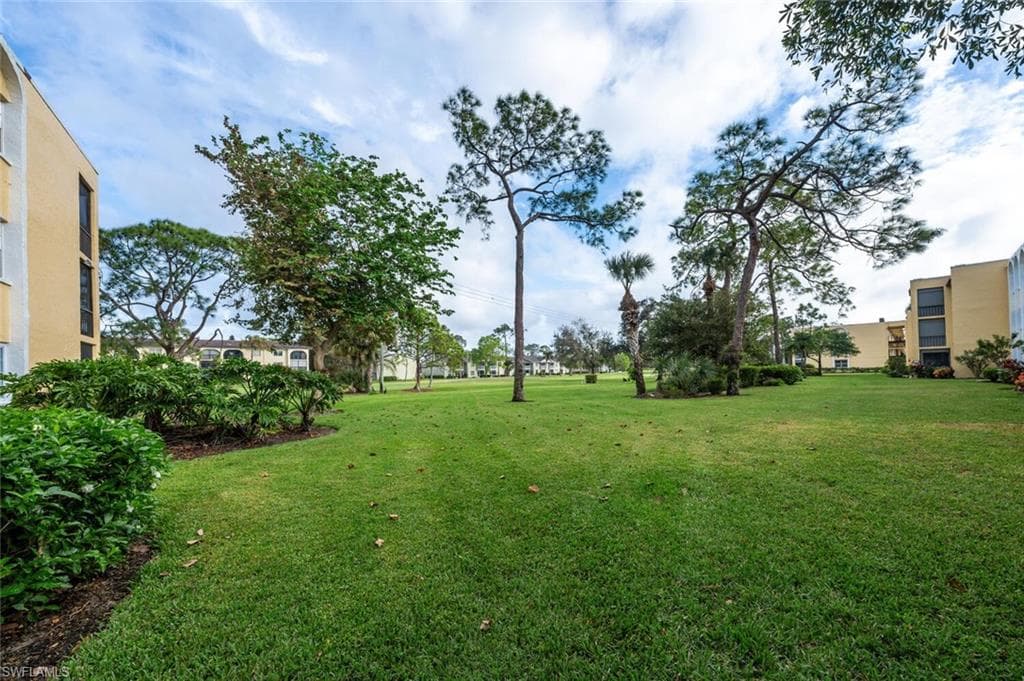 1087 Forest Lakes Dr 1-306, Naples, FL 34105-31