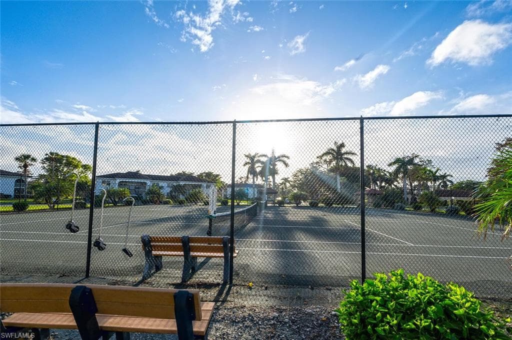 1087 Forest Lakes Dr 1-306, Naples, FL 34105-41