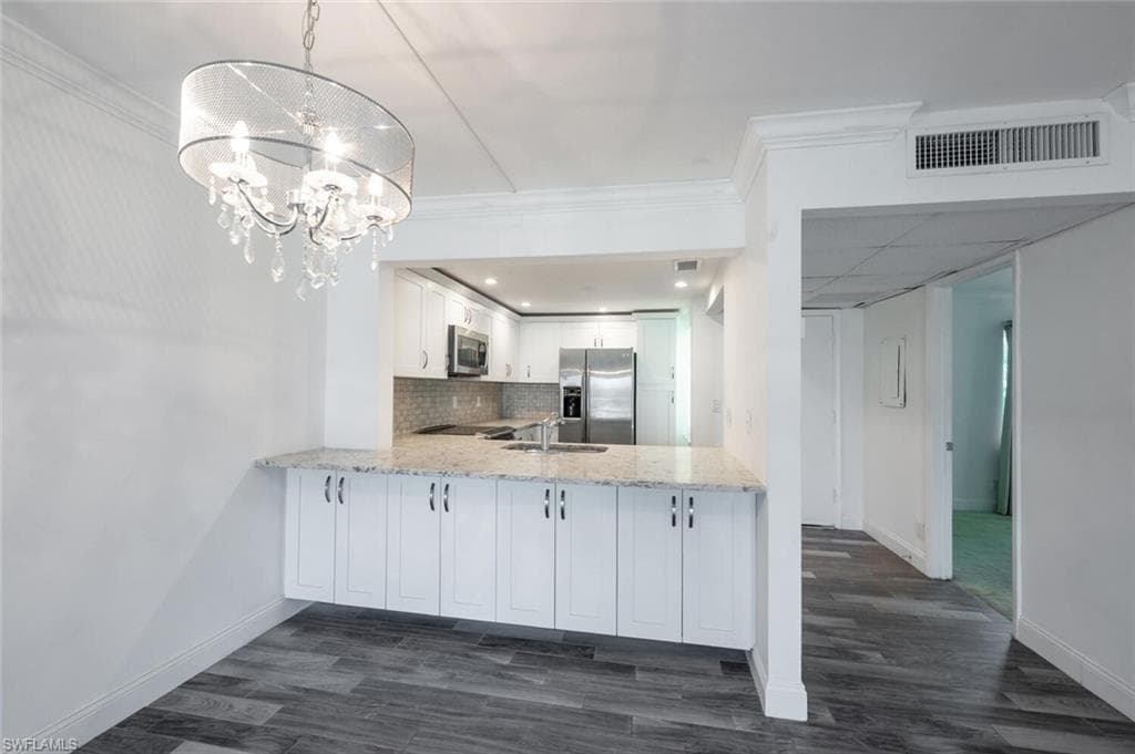 1087 Forest Lakes Dr 1-306, Naples, FL 34105-8