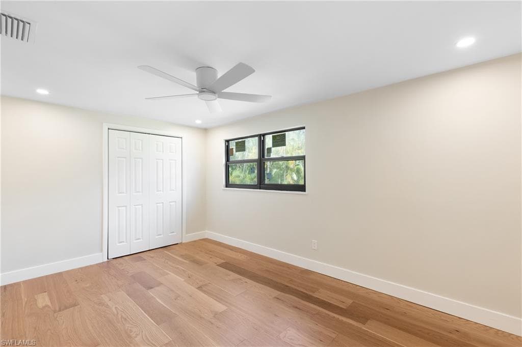 8531 Yorkshire Ln, Fort Myers, FL 33919-25