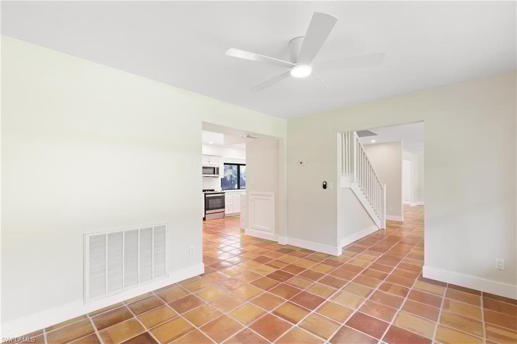 8531 Yorkshire Ln, Fort Myers, FL 33919-28