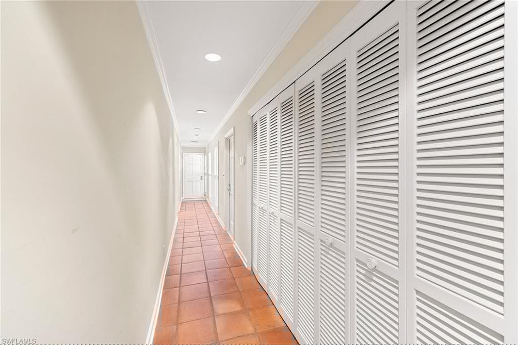 3323 Gin Ln, Naples, FL 34102-19