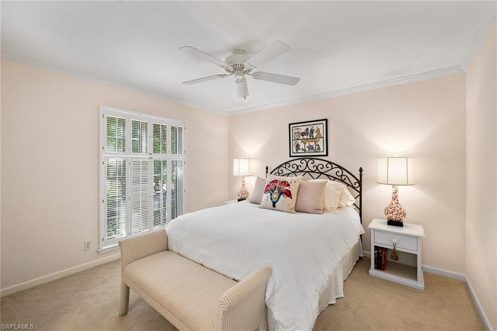 3323 Gin Ln, Naples, FL 34102-20