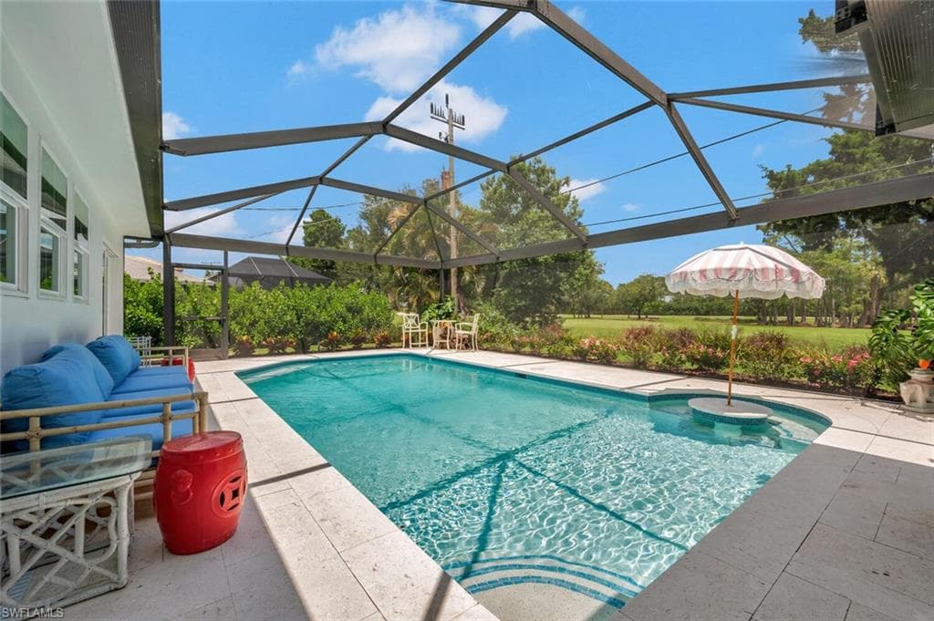 200 Burning Tree Dr, Naples, FL 34105-44
