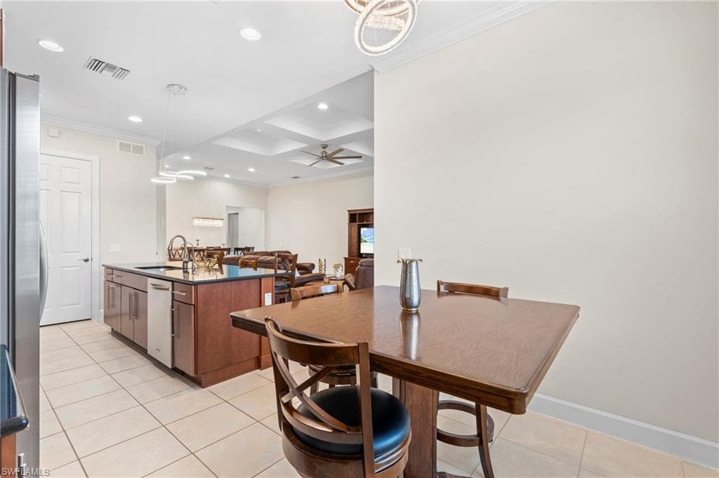 9328 Fieldstone Ln, Naples, FL 34120-13