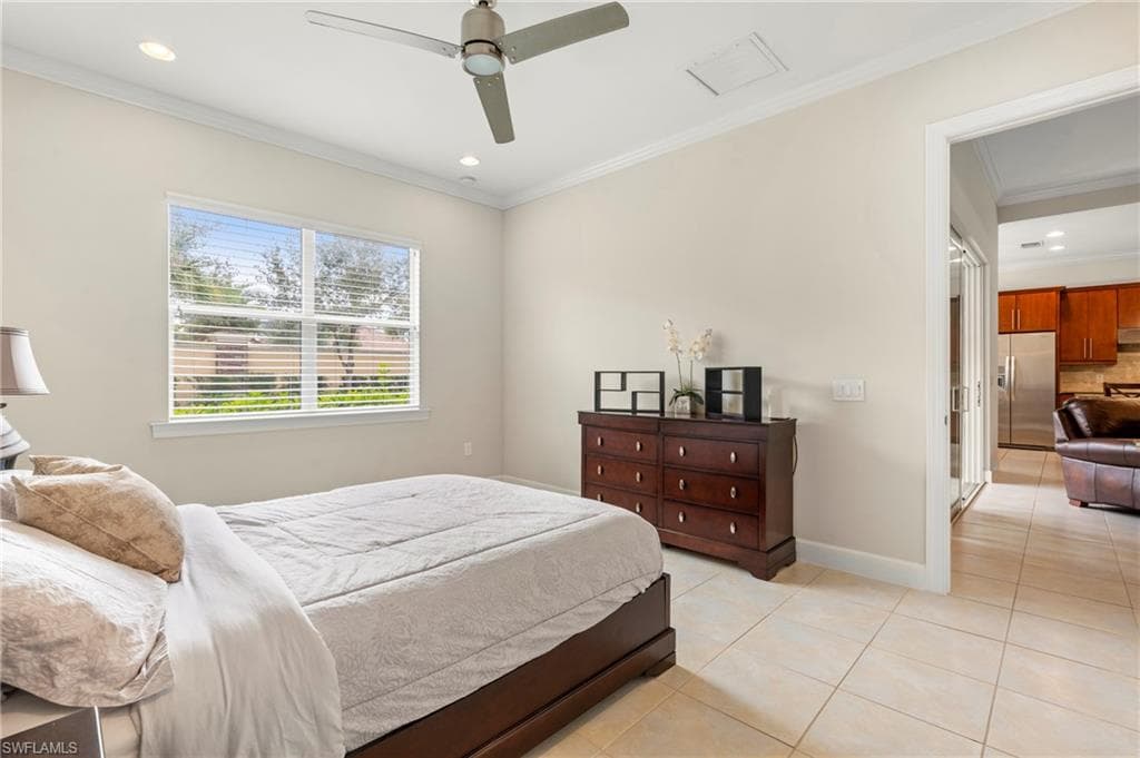 9328 Fieldstone Ln, Naples, FL 34120-15