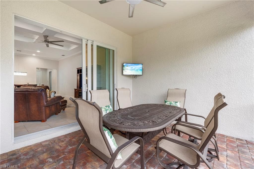 9328 Fieldstone Ln, Naples, FL 34120-26
