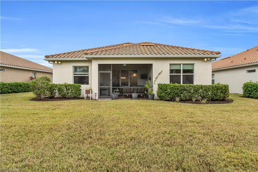 9328 Fieldstone Ln, Naples, FL 34120-28
