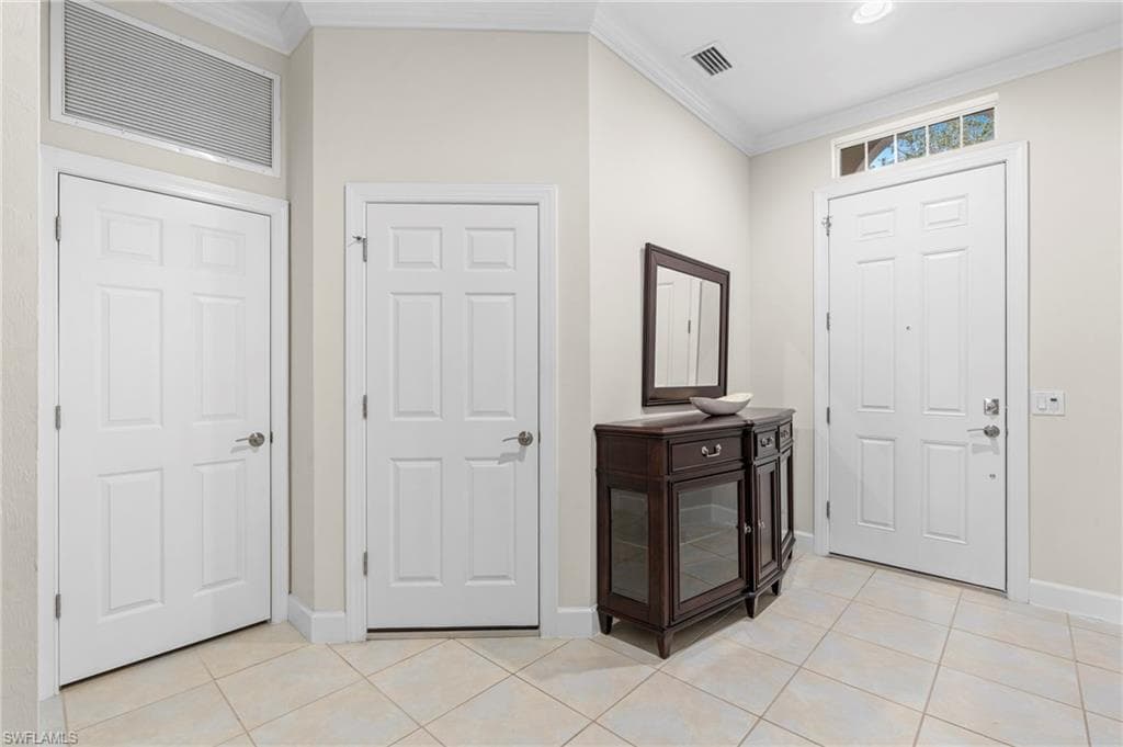 9328 Fieldstone Ln, Naples, FL 34120-4