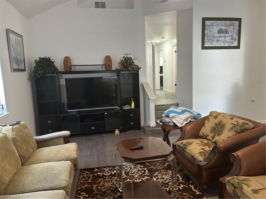 281 Benson St E, Naples, FL 34113-20
