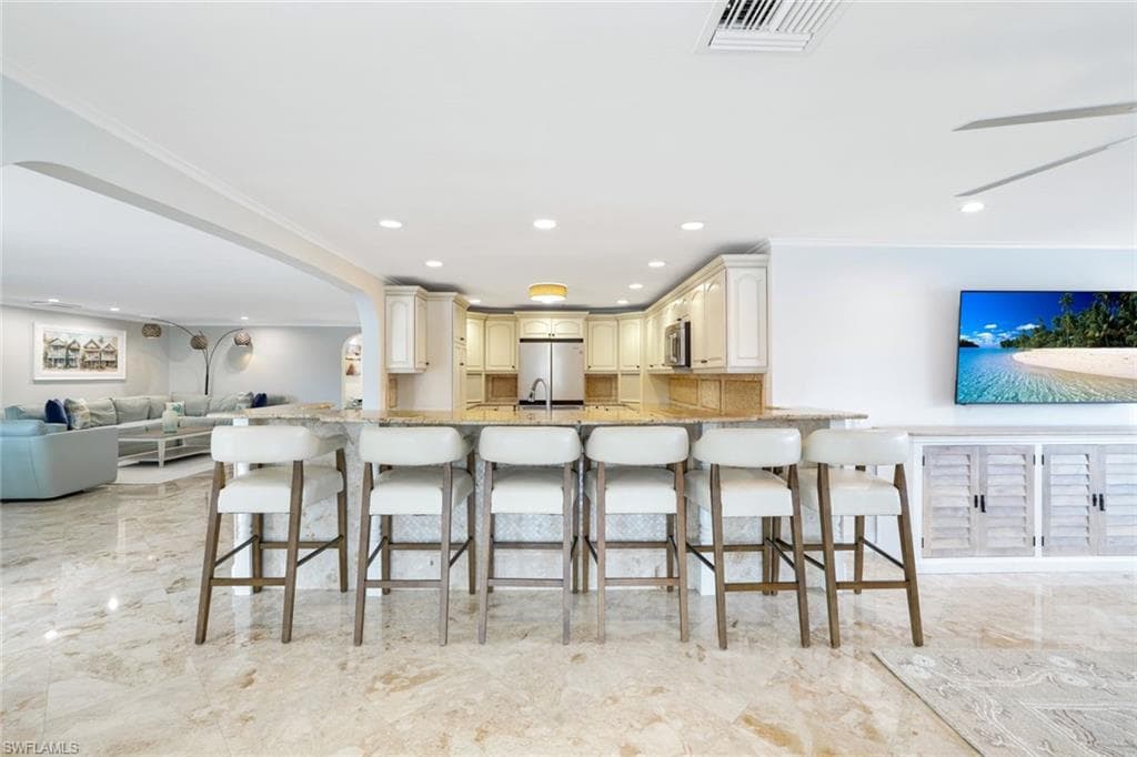 418 Tarpon Ct, Marco Island, FL 34145-19