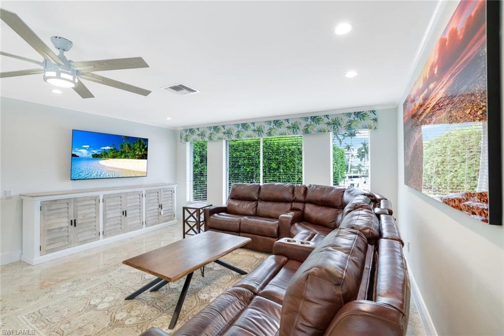 418 Tarpon Ct, Marco Island, FL 34145-20
