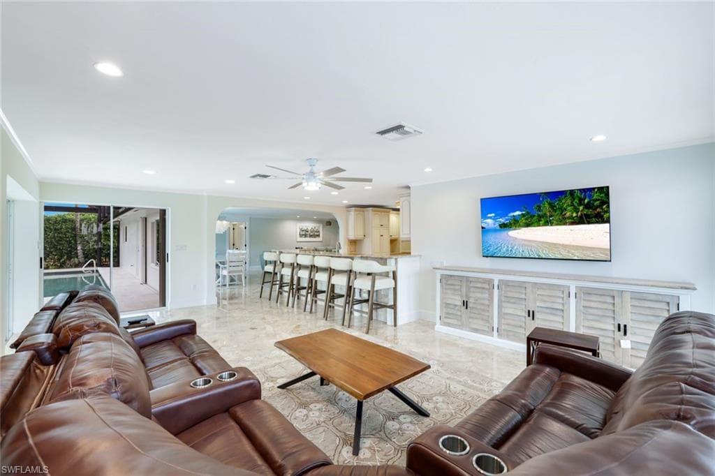418 Tarpon Ct, Marco Island, FL 34145-21