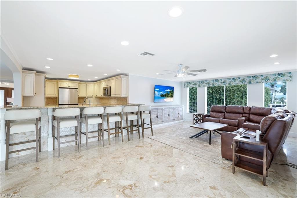 418 Tarpon Ct, Marco Island, FL 34145-22