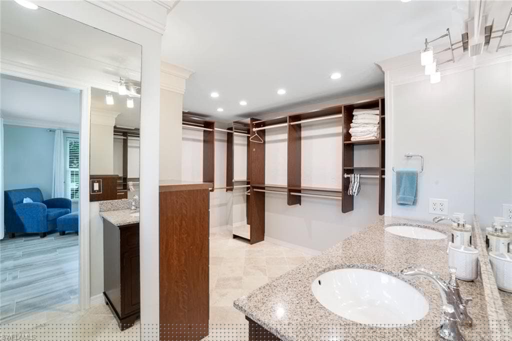 418 Tarpon Ct, Marco Island, FL 34145-27