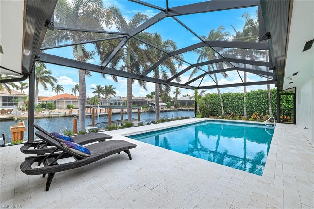 418 Tarpon Ct, Marco Island, FL 34145-39