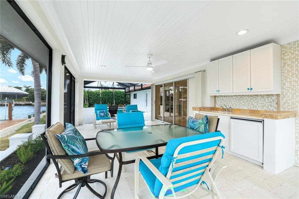418 Tarpon Ct, Marco Island, FL 34145-42