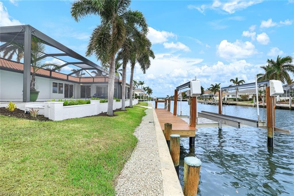 418 Tarpon Ct, Marco Island, FL 34145-44