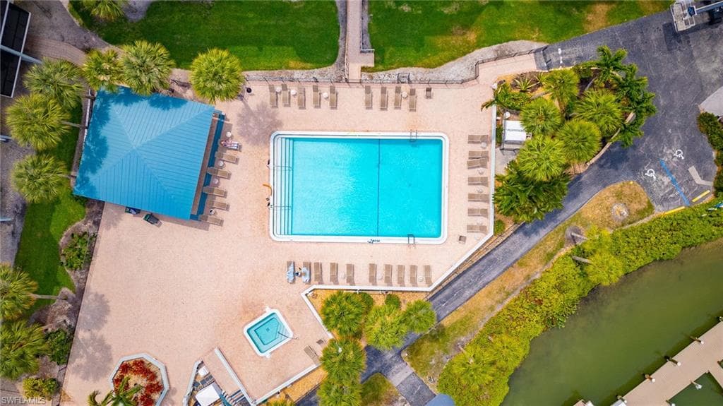 1085 Bald Eagle Dr E 303, Marco Island, FL 34145-14