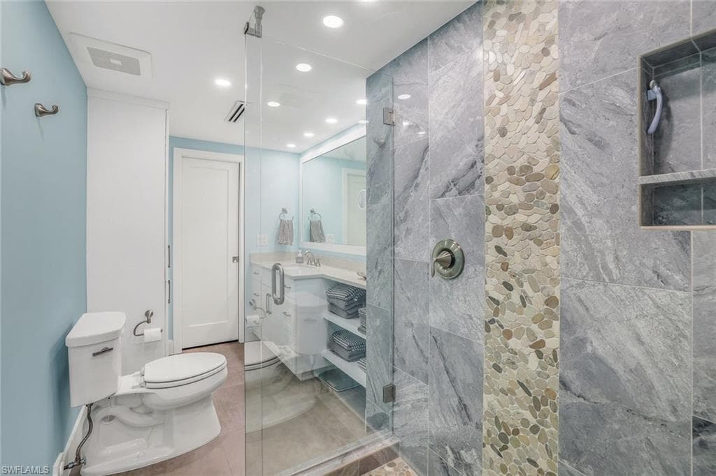 1085 Bald Eagle Dr E 303, Marco Island, FL 34145-8