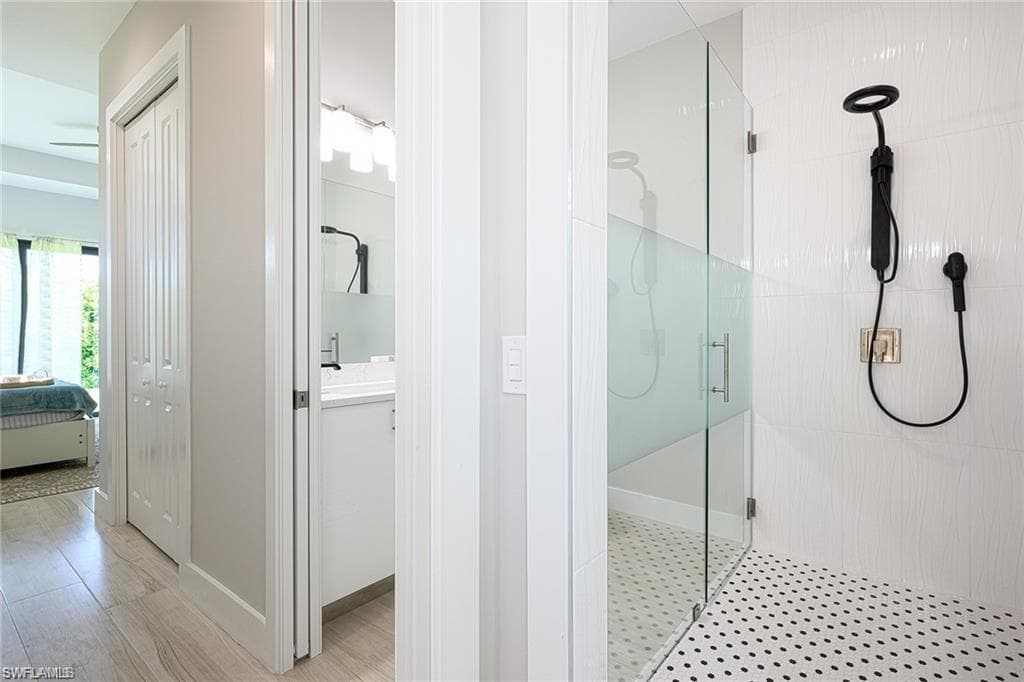 961-2 22nd St SE, Naples, FL 34117-11