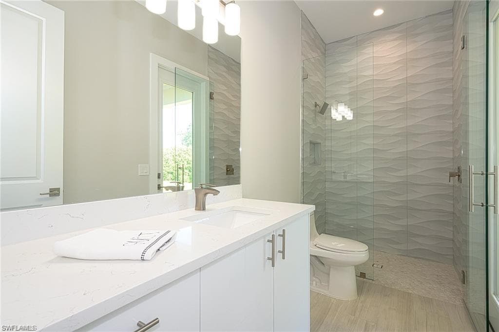 961-2 22nd St SE, Naples, FL 34117-13