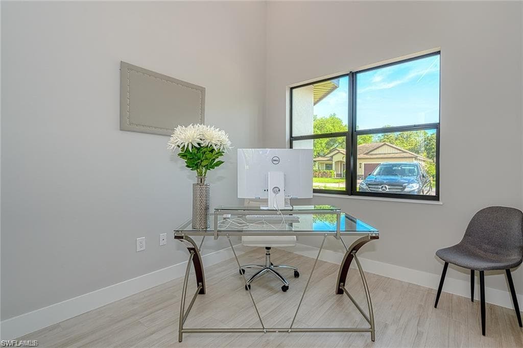 961-2 22nd St SE, Naples, FL 34117-16