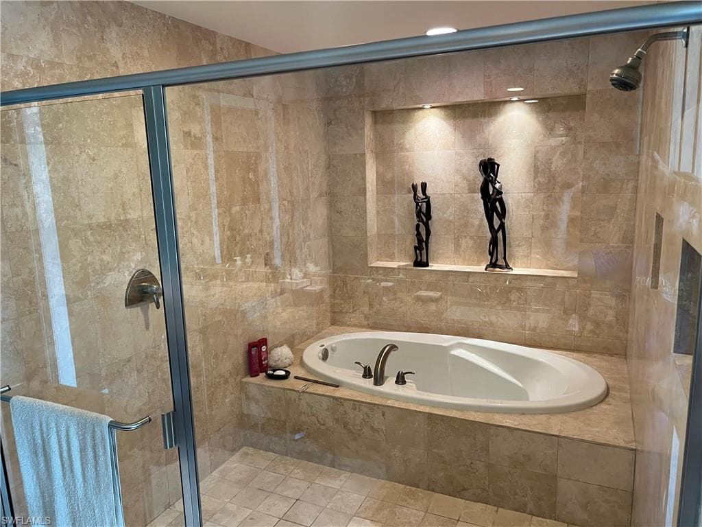 265 Indies Way 701, Naples, FL 34110-19