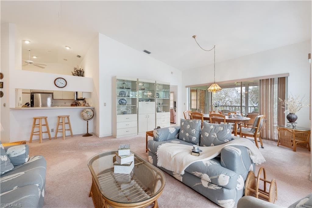 2141 Tama Cir 202, Naples, FL 34112-11