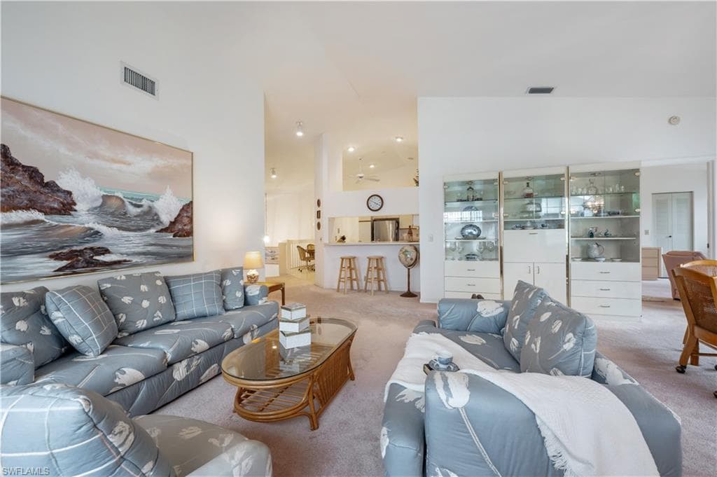 2141 Tama Cir 202, Naples, FL 34112-12