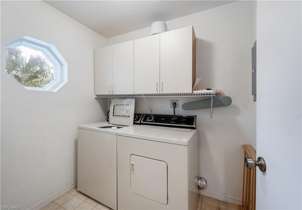 2141 Tama Cir 202, Naples, FL 34112-32