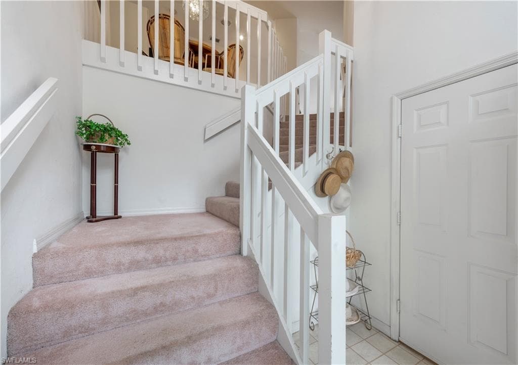 2141 Tama Cir 202, Naples, FL 34112-4